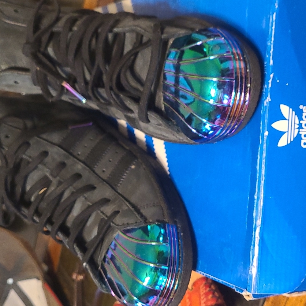 Adidas  Hightop Sneakers